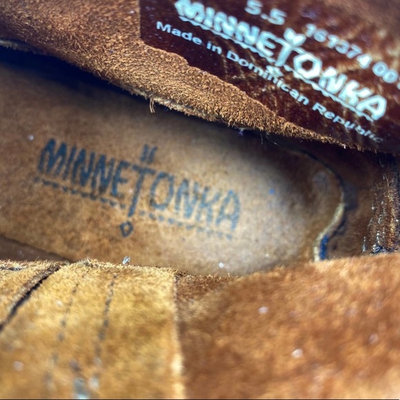 NWOB Minnetonka Suede Bootie Moccasins - Picture 10 of 10